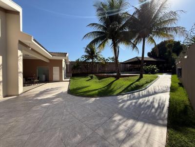 Casa em Condom�nio para Venda, em Presidente Prudente, bairro CONDOM�NIO GRAMADO, 5 dormit�rios, 3 banheiros, 1 su�te, 3 vagas